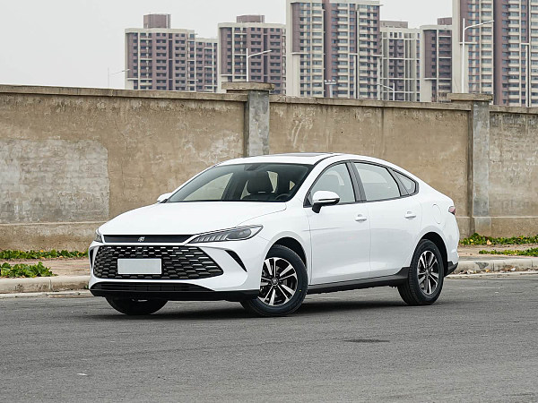 外观-比亚迪秦PLUS 2026款DM-i 210KM进取型(1)