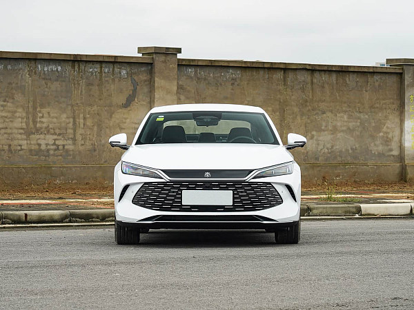 外观-比亚迪秦L 2026款DM-i 128KM领先型(2)