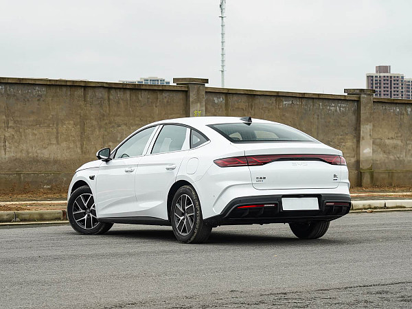 外观-比亚迪秦L 2026款DM-i 128KM领先型(5)