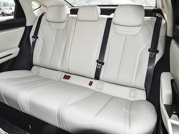 座椅-比亚迪秦L 2026款DM-i 128KM领先型(4)