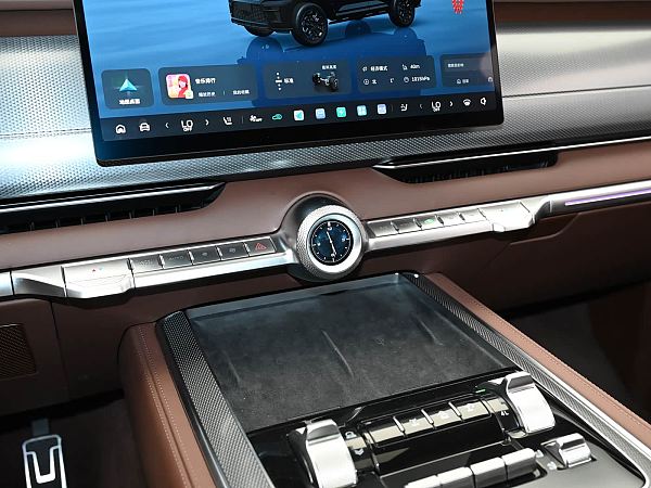 中控-坦克700新能源 2026款Hi4-Z极致版(4)