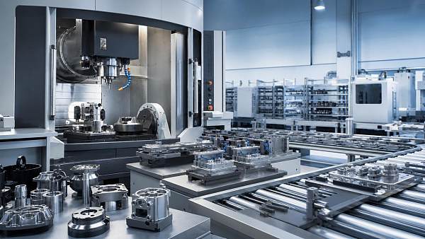 How to Choose Manufacturing Tools for Small-Batch Efficiency