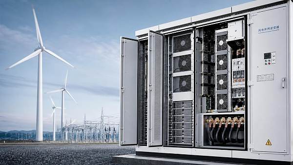 Inverters for Wind Turbines: Key Failure Risks and Grid Performance Factors