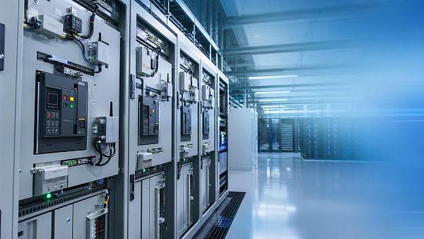 Smart Switchgears: Key Factors for Safer System Selection