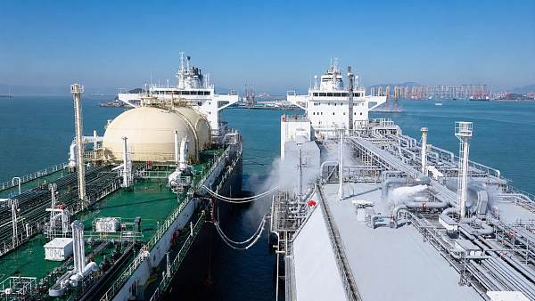 Global LNG Spot Prices Surge 22%; Shipowners Shift to Ningbo-Zhoushan