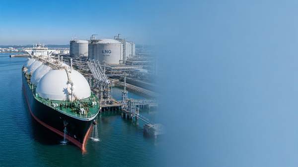 What Breaks First in a Stressed LNG Transport Chain?