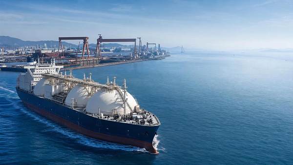 LNG Carrier Price Trend: What Shipowners Should Track in Build Cost and Charter Rates