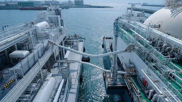 IMO Approves New LNG Bunkering Safety Guide for December 2026 Rollout