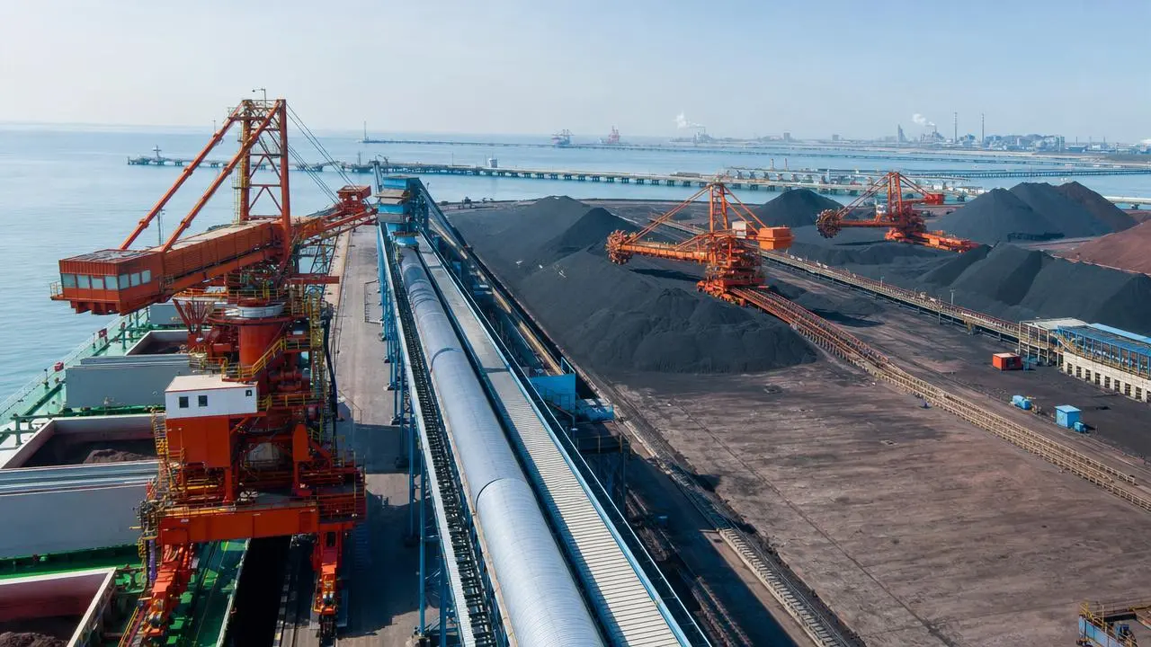 Bulk Cargo Handling Systems: Key Equipment Types and How to Match Them to Material Flow