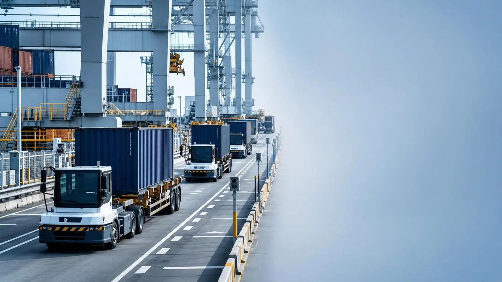Yard Mobility Solutions for Port Logistics: Which Options Improve Trailer Flow and Safety
