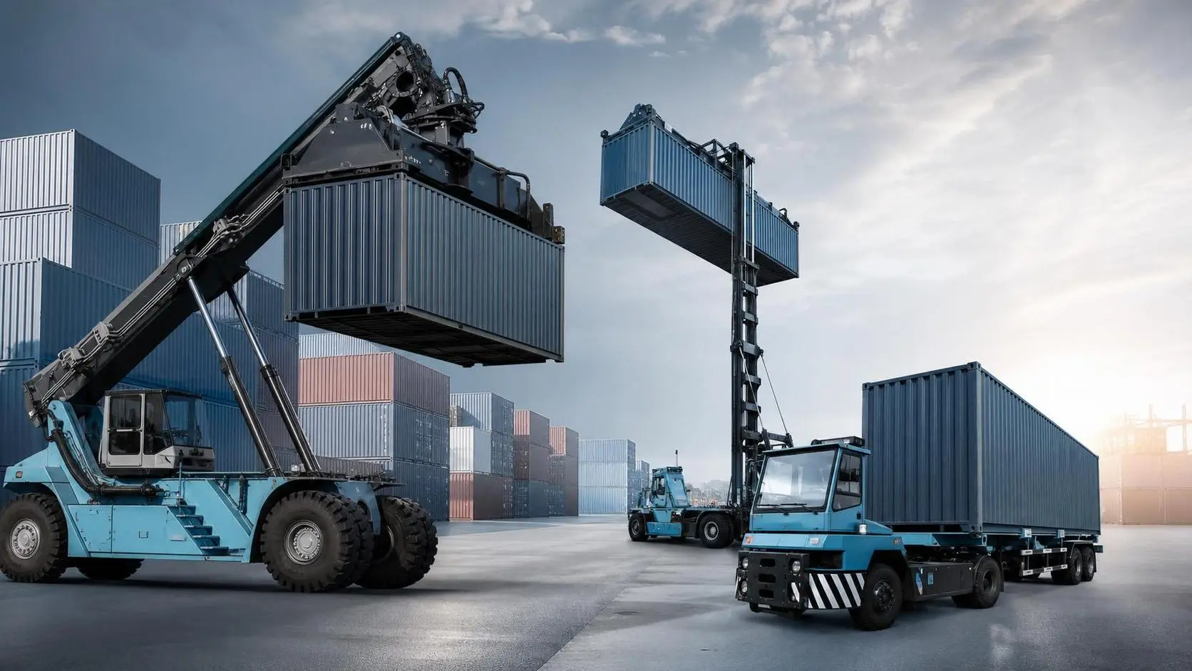 Specialized Container Handling Equipment: Key Types, Load Ratings, and Use Cases