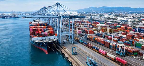 Maritime Logistics in North America: Key Trends Reshaping Ports and Supply Chains