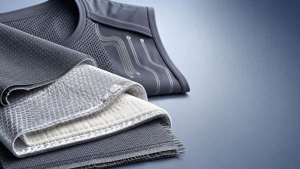 How advanced materials for smart textiles improve wear
