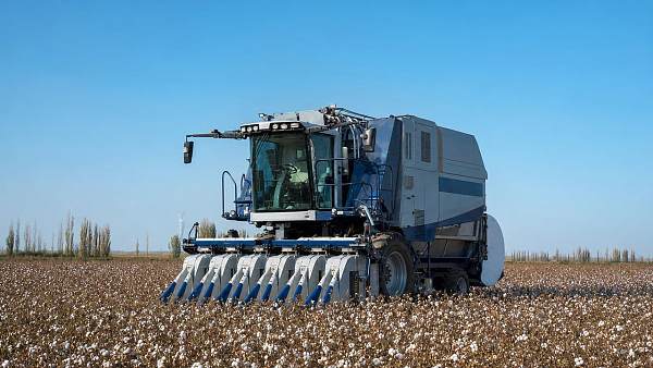 Bosiran Launches 6-Row Hybrid Cotton Harvester with Variable Rate Technology