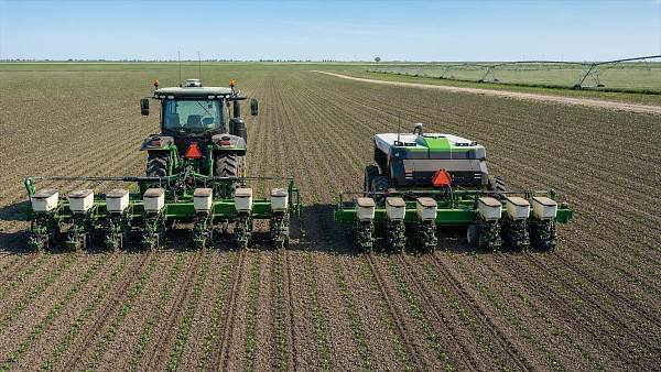 GPS Autonomous Agricultural Machinery vs Guided Tractors: Which Setup Fits Your Operation?