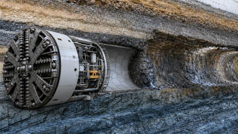 TBM Technology vs Conventional Tunneling: How to Evaluate Ground Conditions, Speed, and Risk TBM Technology vs Conventional Tunneling: How to Evaluate Ground Conditions, Speed, and Risk