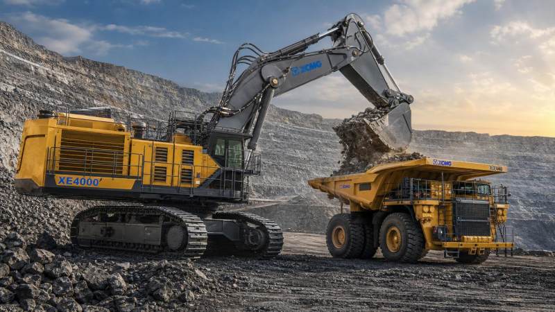 Ultra-Large Excavators Explained: Key Capacity, Reach, and Site Access Factors Ultra-Large Excavators Explained: Key Capacity, Reach, and Site Access Factors