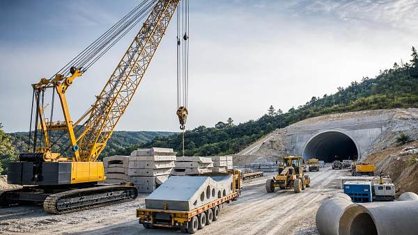 Infrastructure Construction Delays: 7 Common Causes and How Project Teams Can Prevent Them Infrastructure Construction Delays: 7 Common Causes and How Project Teams Can Prevent Them