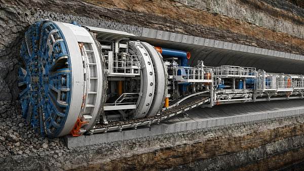 Tunnel Boring Machine Technology Explained: Types, Systems, and Jobsite Limits