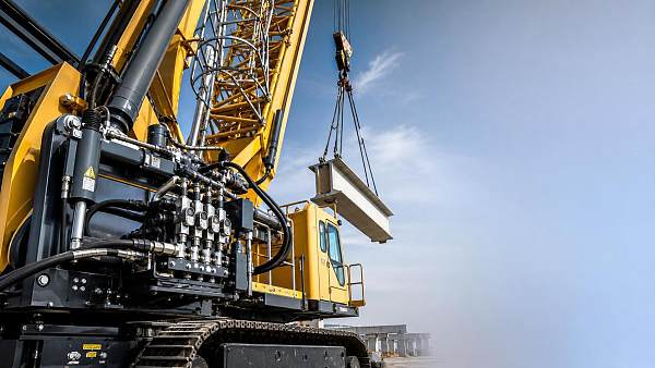 Hydraulic Power Systems for Lifting: Key Pressure, Flow, and Safety Factors Explained