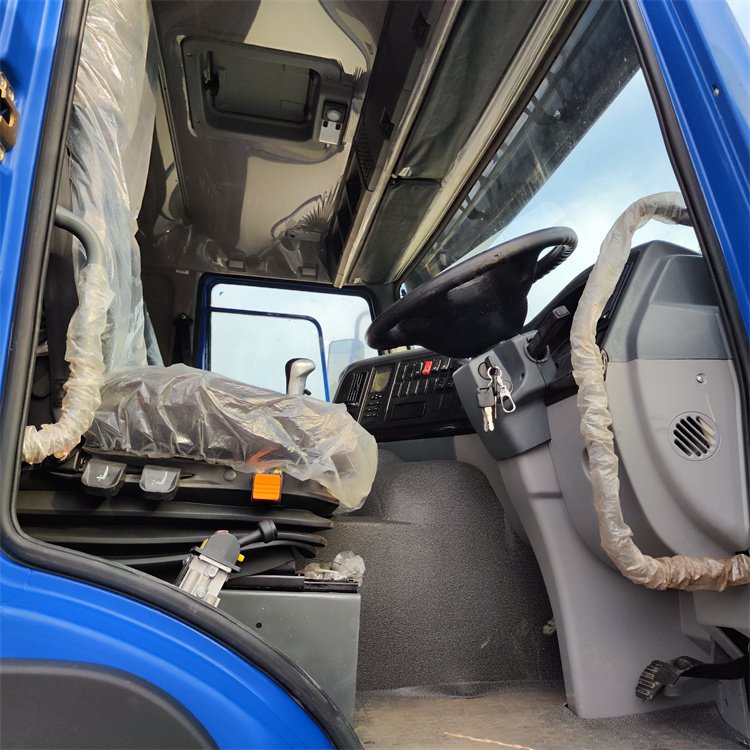 Howo 371 8x4 Dump Truck