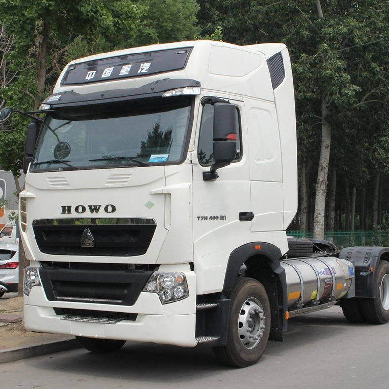 Howo T7H 4x2 440HP Euro 5 Truck Head Tractor