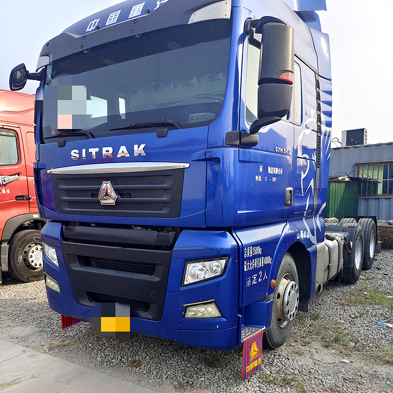 Sinotruk C7H Heavy Truck 540HP 6x4 Automatic Tractor