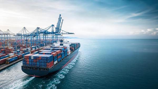 Maritime Logistics Costs in 2026: What Is Changing Across Global Trade Routes
