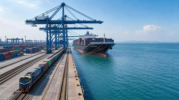 Land-Sea Interconnection Solutions: Key Cost Drivers for Port-Rail Projects