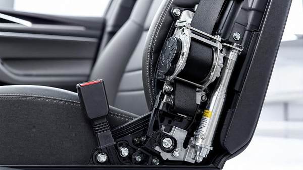When pre-tensioning seatbelts improve safety and when they do not