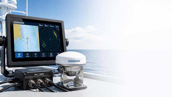 How to Evaluate a Marine Safety Navigation Manufacturer for Compliance and Reliability