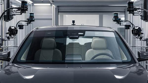 WWDC 2026 Sets New Smart Glass Rule for CarPlay Pro