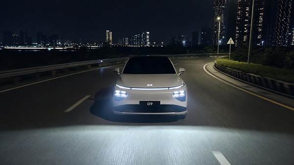 Optical Matrix Algorithms Explained: How They Improve Adaptive Headlight Control