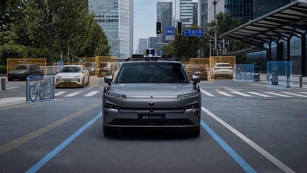 Dynamic Driving Perception in ADAS: What Data Fusion Solves on Urban Roads