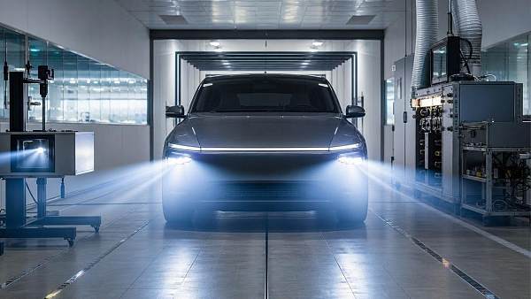 UN R152 Laser Headlamp Rule Takes Effect Globally