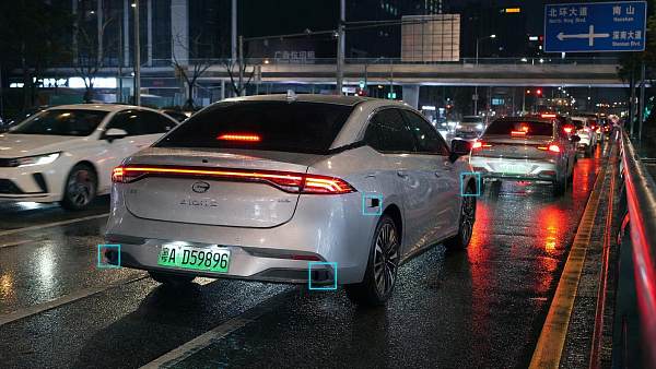 How Automotive mm Wave Sensors Work and Which ADAS Functions They Support