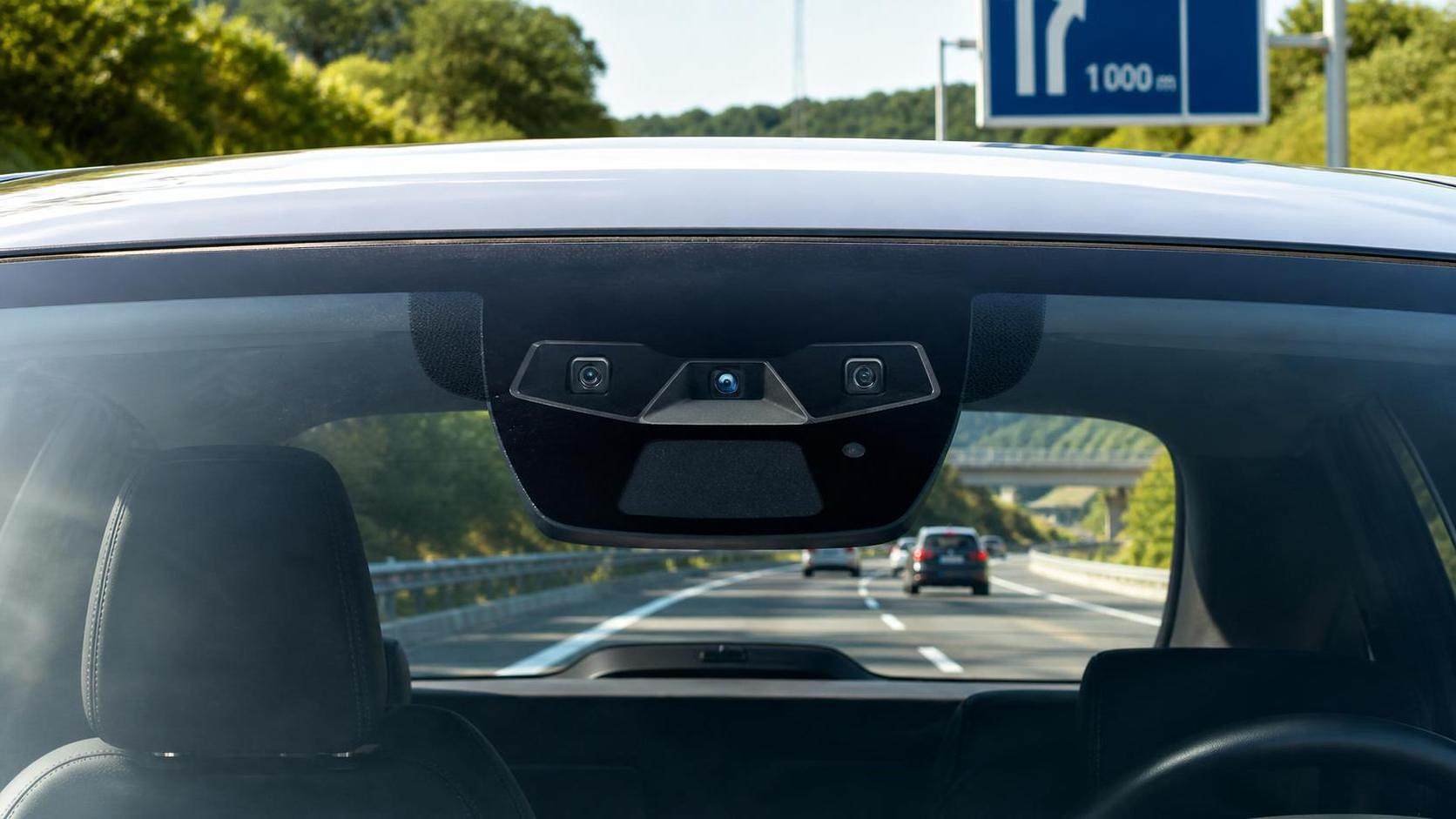 What Determines Automotive Vision Systems Accuracy in ADAS Detection? What Determines Automotive Vision Systems Accuracy in ADAS Detection?