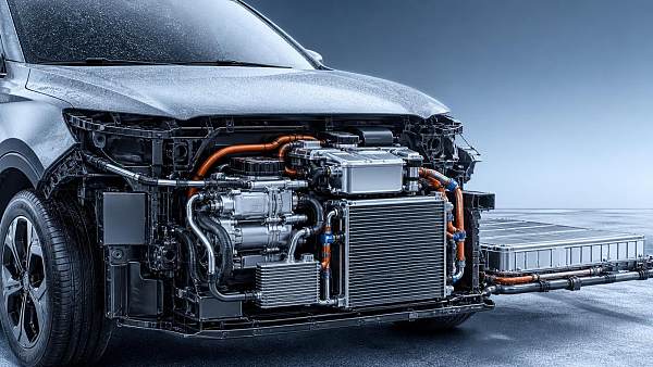 How EV Automotive Heat Pump Systems Affect Winter Range and Energy Use