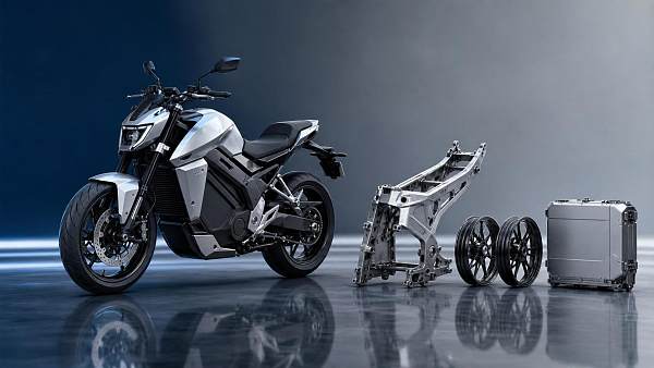 Lightweight Motorcycle Design: Range, Handling, and Tradeoffs