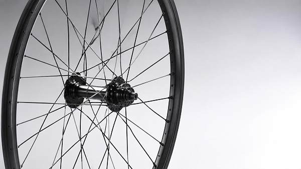 What does 36-hole mean on a bike hub?