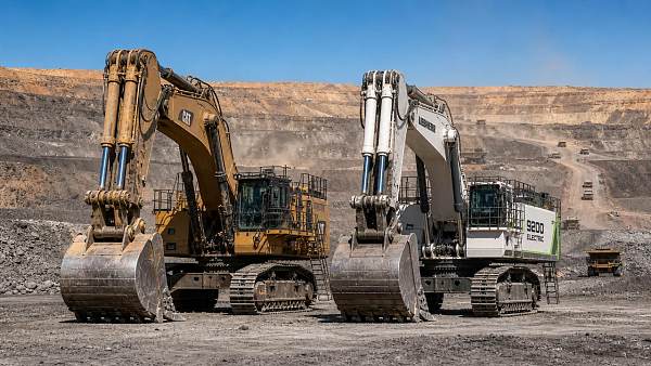 Africa Mining Excavator Lead Times Stretch to 18 Weeks