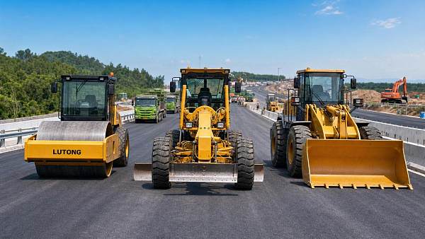 Road Construction Machinery Checklist for Faster, Safer Paving Jobs