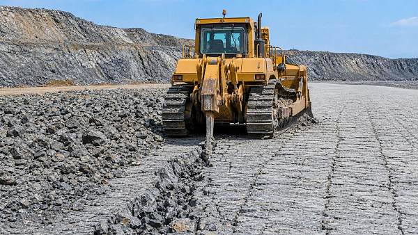 Dozer Ripper Attachments: When They Improve Breakout Efficiency