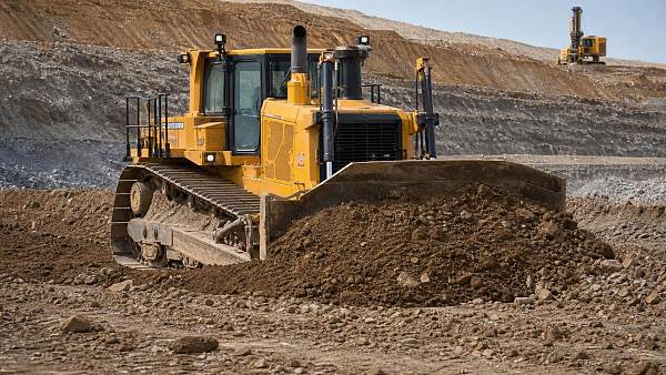 Bulldozer Guide: When a Powershift Transmission Makes Sense