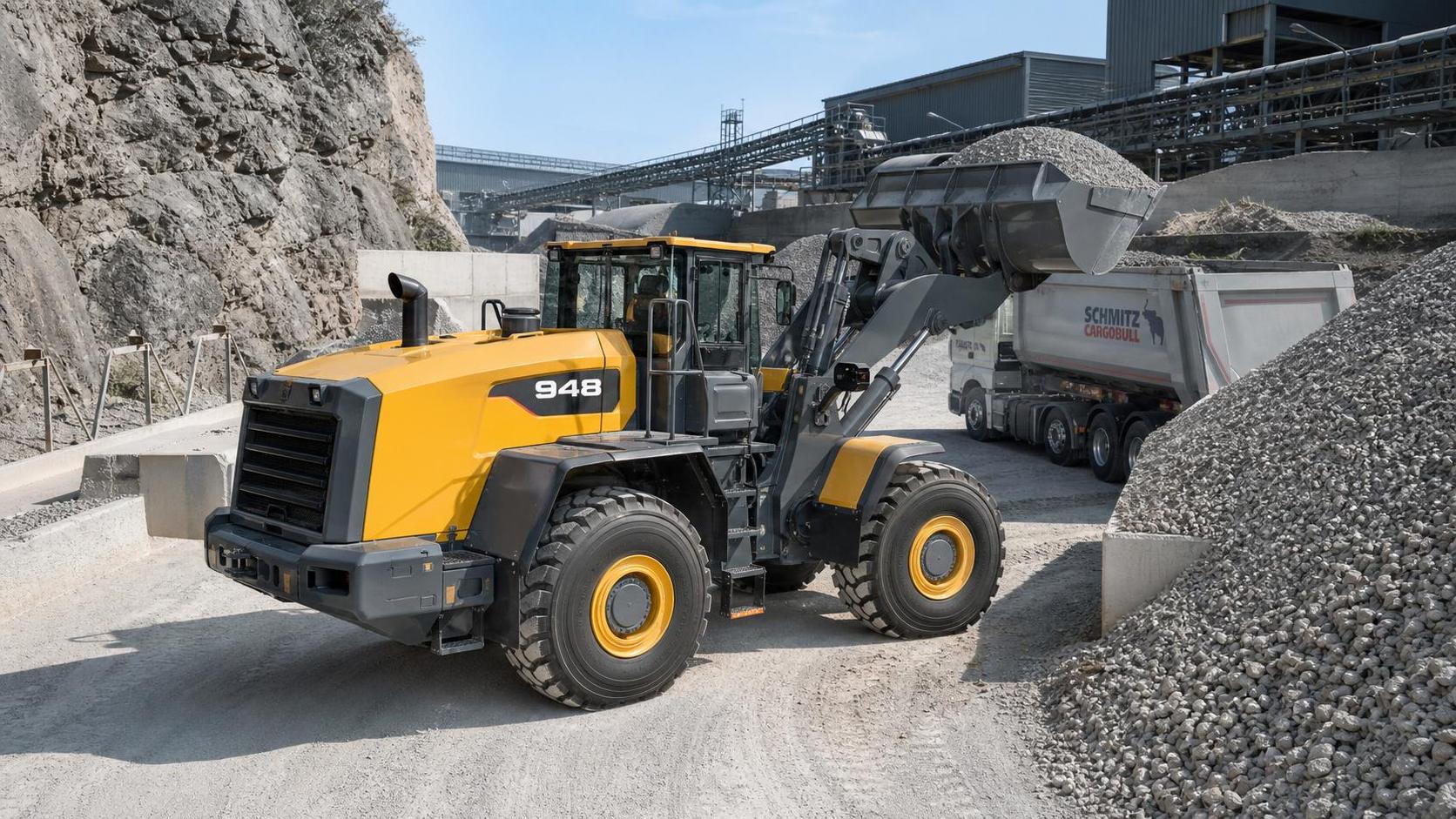 Wheel Loader Articulated Steering: How It Improves Maneuverability on Tight Job Sites