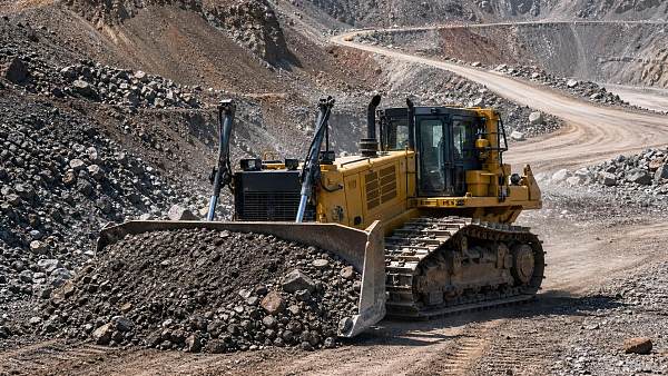 When Does a Mining Dozer Hydrostatic Transmission Outperform Torque Converter Drives?