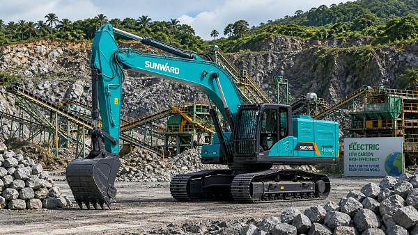 China Electric Excavator Exports Rise 21.2%