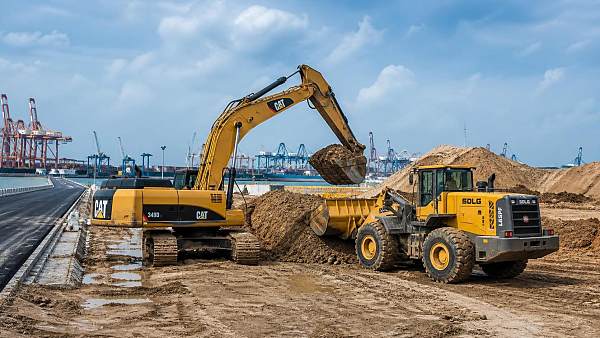 What Is Driving the Construction Equipment Market in Southeast Asia?