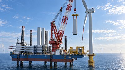Selecting Offshore Wind Lifting Equipment for Turbine Installation and Heavy Lifts