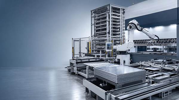 Automated Sheet Metal Forming: Hidden Setup Costs Compared